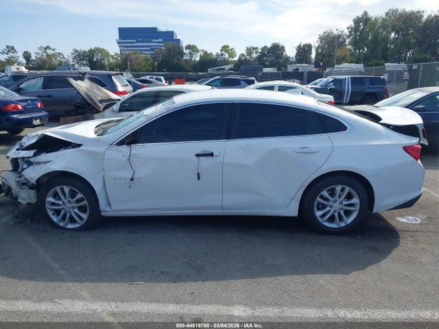 1G1ZD5ST8JF271041 Chevrolet MALIBU LT