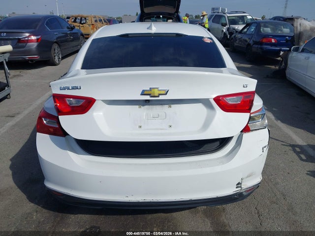 1G1ZD5ST8JF271041 Chevrolet MALIBU LT