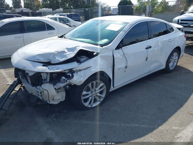 1G1ZD5ST8JF271041 Chevrolet MALIBU LT