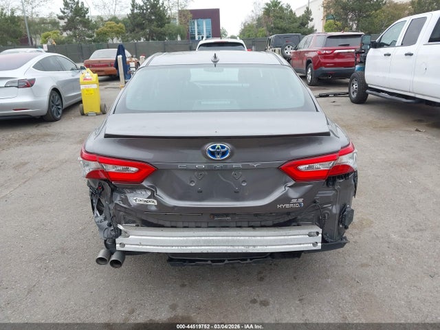 4T1B21HK0JU006921 Toyota Camry Hybrid Se