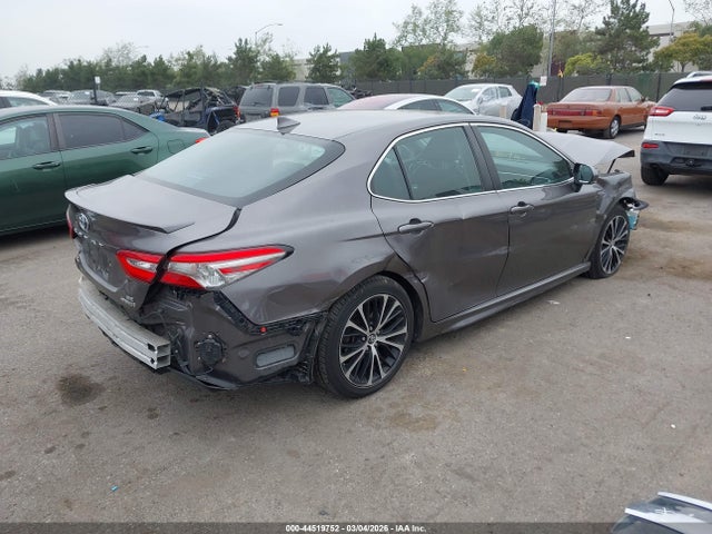 4T1B21HK0JU006921 Toyota Camry Hybrid Se