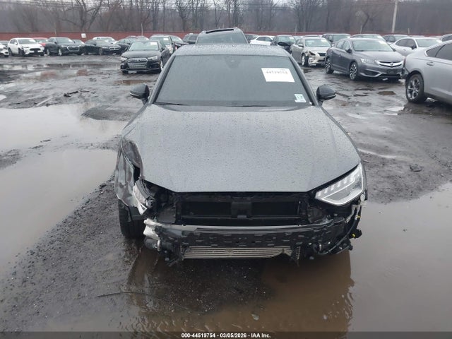 2022 Audi S4 Premium Tfsi Quattro Tiptronic მანქანა იყიდება აუქციონზე, vin: WAUA4AF45NA011101, აუქციონის ნომერი: 44519754