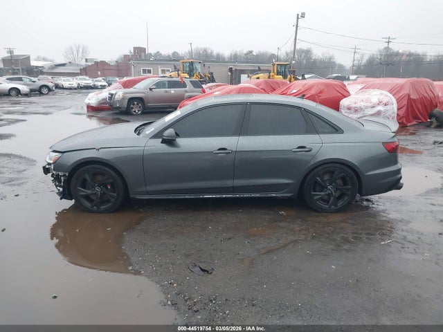 2022 Audi S4 Premium Tfsi Quattro Tiptronic მანქანა იყიდება აუქციონზე, vin: WAUA4AF45NA011101, აუქციონის ნომერი: 44519754