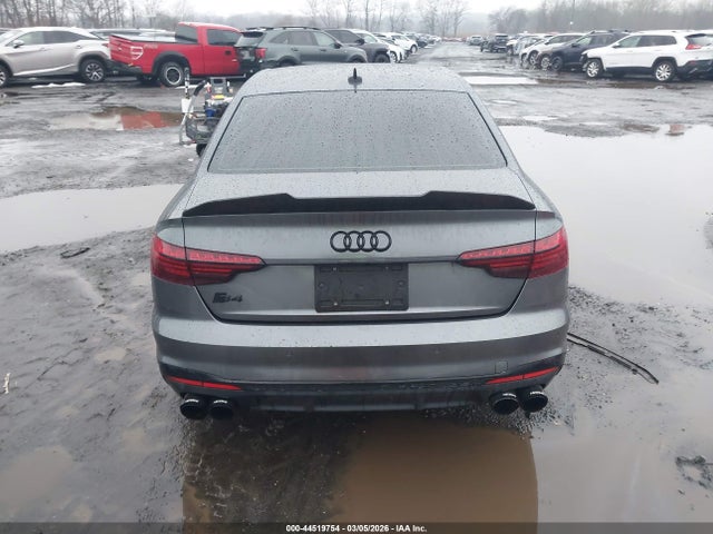 2022 Audi S4 Premium Tfsi Quattro Tiptronic მანქანა იყიდება აუქციონზე, vin: WAUA4AF45NA011101, აუქციონის ნომერი: 44519754
