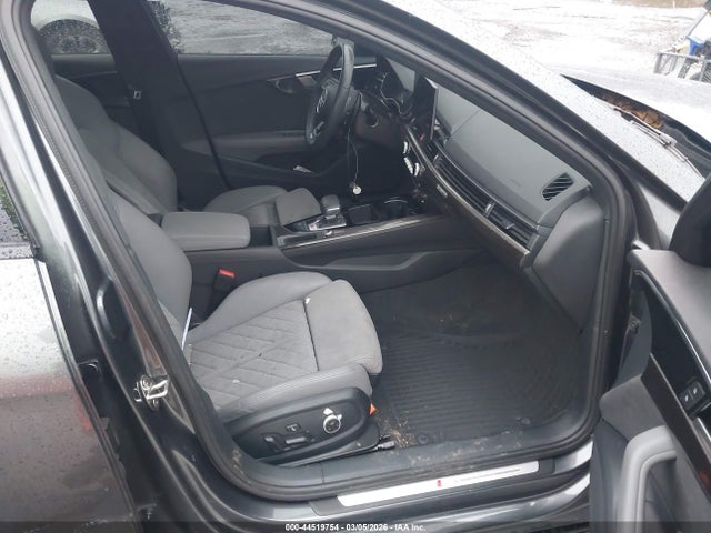 2022 Audi S4 Premium Tfsi Quattro Tiptronic მანქანა იყიდება აუქციონზე, vin: WAUA4AF45NA011101, აუქციონის ნომერი: 44519754