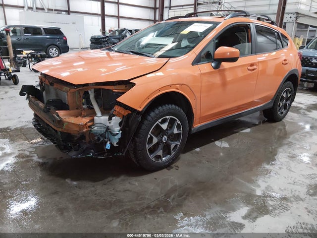 2018 SUBARU CROSSTREK JF2GTADC2JH243703 Photo 1