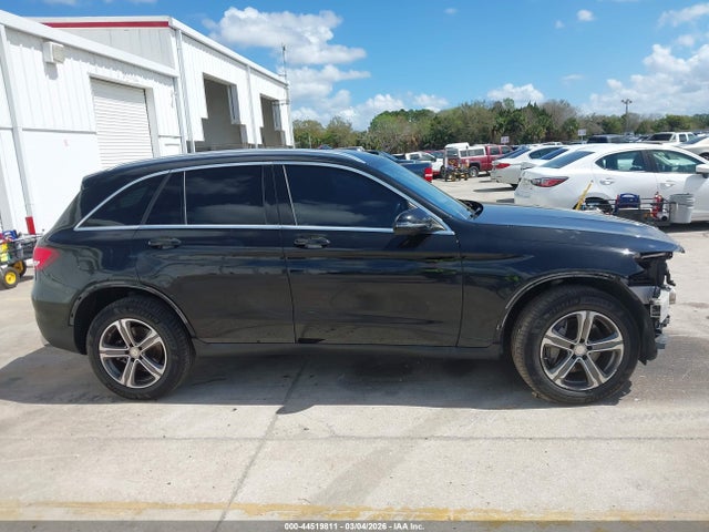 2016 Mercedes-benz Glc 300 4matic მანქანა იყიდება აუქციონზე, vin: WDC0G4KB7GF012083, აუქციონის ნომერი: 44519811
