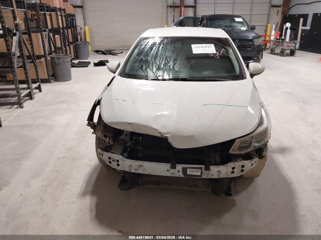 1G1BC5SM9H7140153 Chevrolet Cruze Ls Auto