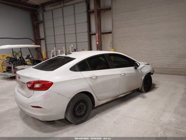 1G1BC5SM9H7140153 Chevrolet Cruze Ls Auto