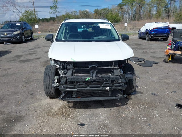 Продажа на аукционе авто 2023 Volkswagen Taos 1.5t S, vin: 3VVCX7B23PM342972, номер лота: 44519853
