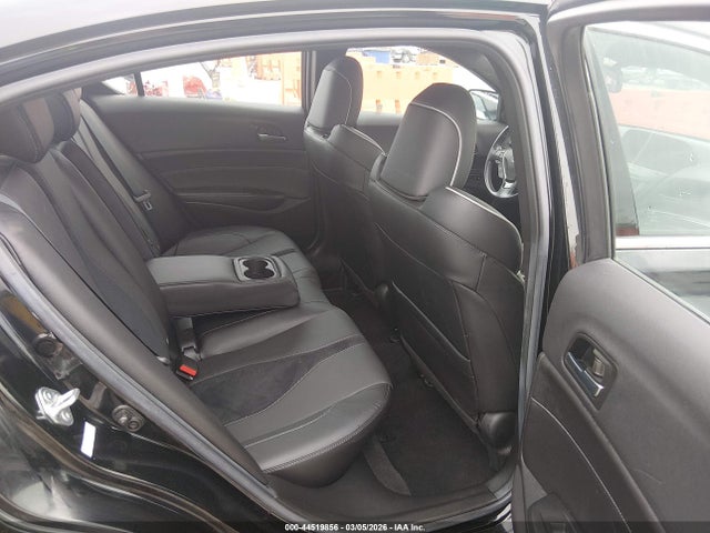 44519856 :رقم المزاد ، 19UDE2F82NA004260 vin ، 2022 Acura Ilx Premium   A-spec Packages/technology   A-spec Packages مزاد بيع
