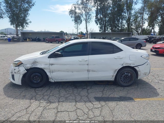 Toyota COROLLA LE 2016 5YFBURHE9GP379615 Image 14