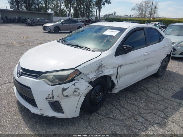 Toyota COROLLA LE 2016 5YFBURHE9GP379615 Image 2