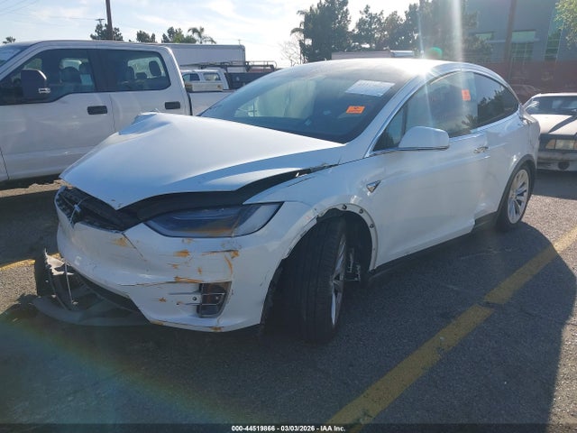 44519866 :رقم المزاد ، 5YJXCDE2XJF092146 vin ، 2018 Tesla Model X 100d/75d/p100d مزاد بيع