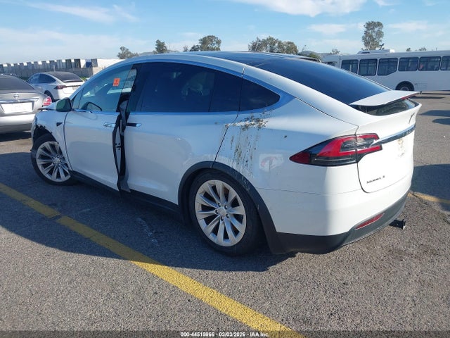 44519866 :رقم المزاد ، 5YJXCDE2XJF092146 vin ، 2018 Tesla Model X 100d/75d/p100d مزاد بيع