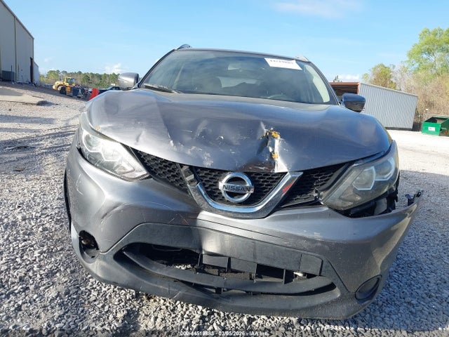 JN1BJ1CP2JW102616 Nissan Rogue Sport Sv