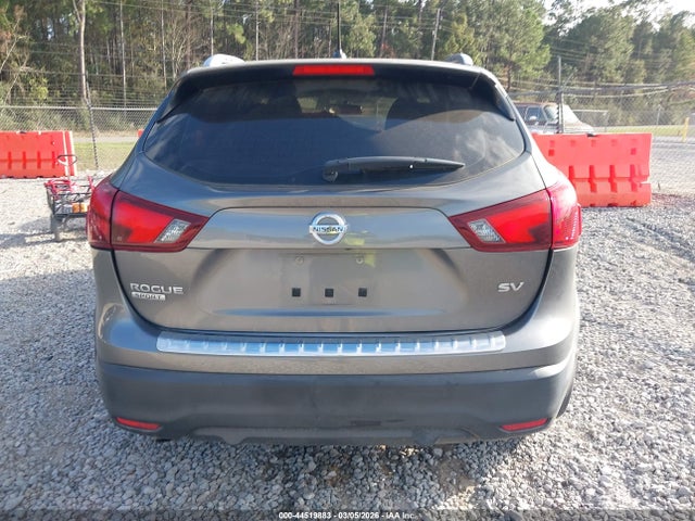 JN1BJ1CP2JW102616 Nissan Rogue Sport Sv