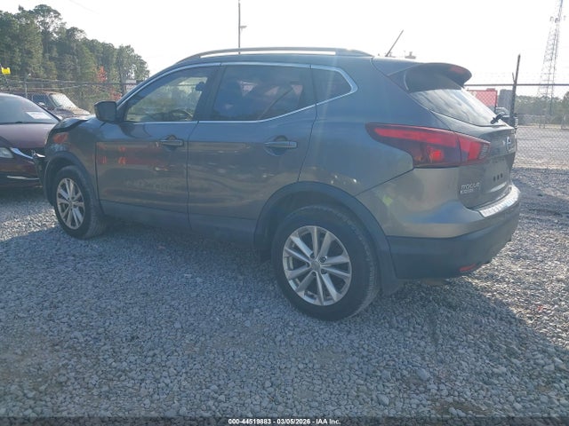 JN1BJ1CP2JW102616 Nissan Rogue Sport Sv