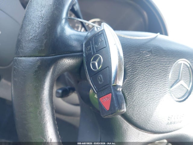 2005 MERCEDES-BENZ CLK 500 WDBTK75J85F149518 Photo 10