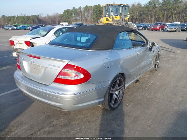 2005 MERCEDES-BENZ CLK 500 WDBTK75J85F149518 Photo 3