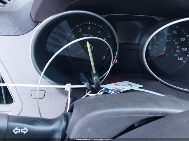 2015 Hyundai Tucson Se მანქანა იყიდება აუქციონზე, vin: KM8JU3AG2FU094711, აუქციონის ნომერი: 44519971