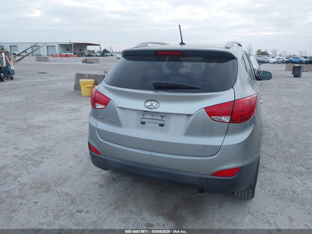 2015 Hyundai Tucson Se მანქანა იყიდება აუქციონზე, vin: KM8JU3AG2FU094711, აუქციონის ნომერი: 44519971