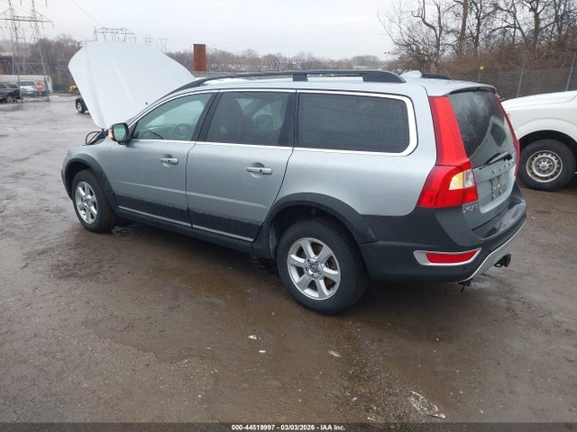 2013 VOLVO XC70 YV4940BZXD1156907 Photo 2