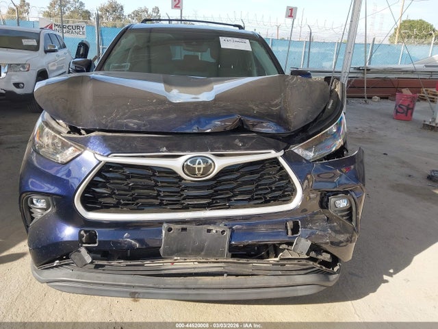 Toyota Highlander Le 2022 5TDBZRBH6NS584236 Image 12