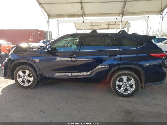 Toyota Highlander Le 2022 5TDBZRBH6NS584236 Image 14