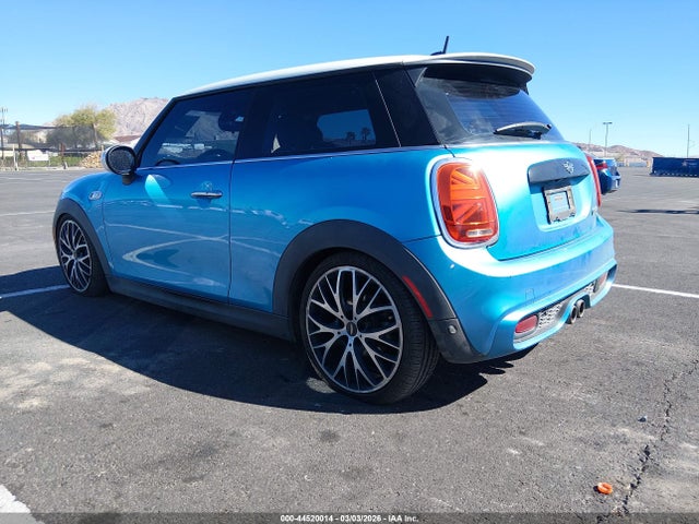 2019 MINI HARDTOP WMWXP7C59K2A52292 Photo 2