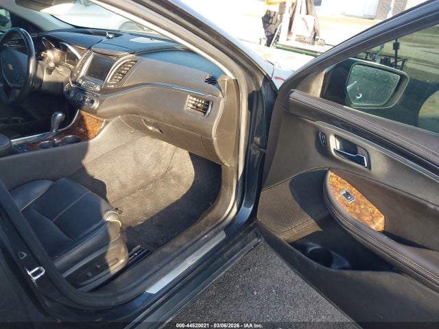 Продажа на аукционе авто 2015 Chevrolet Impala 2lz, vin: 2G1165S32F9245381, номер лота: 44520021