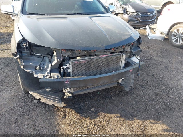 Продажа на аукционе авто 2015 Chevrolet Impala 2lz, vin: 2G1165S32F9245381, номер лота: 44520021