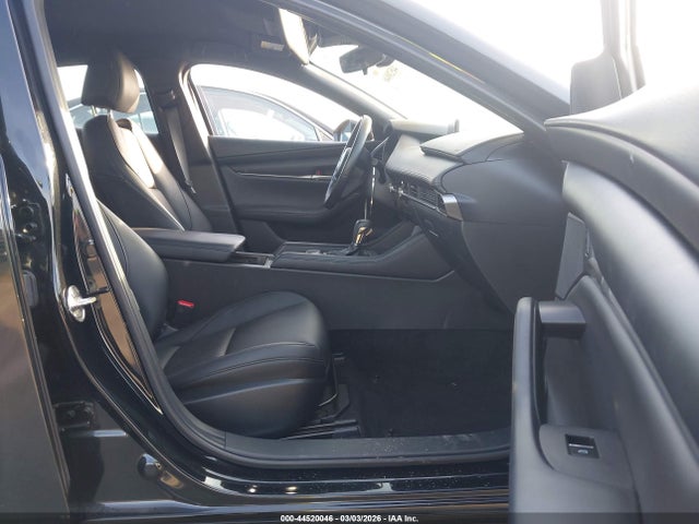 2023 Mazda Mazda3 2.5 S Select მანქანა იყიდება აუქციონზე, vin: JM1BPAKM4P1600535, აუქციონის ნომერი: 44520046