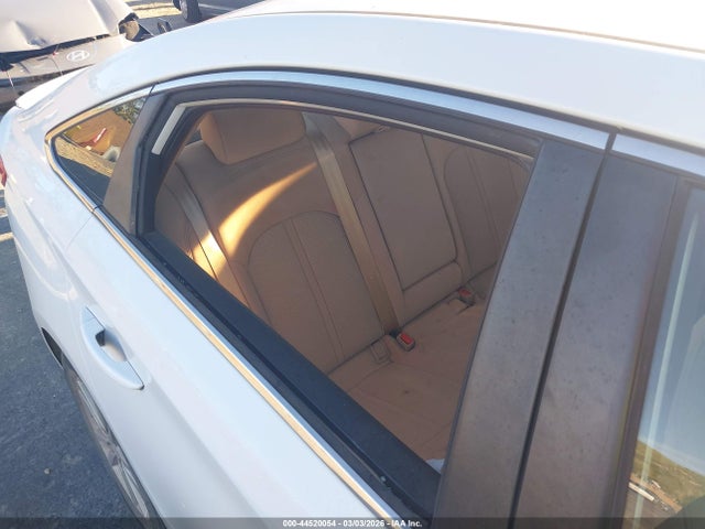 Hyundai SONATA SE 2017 5NPE24AF1HH450359 Image 14