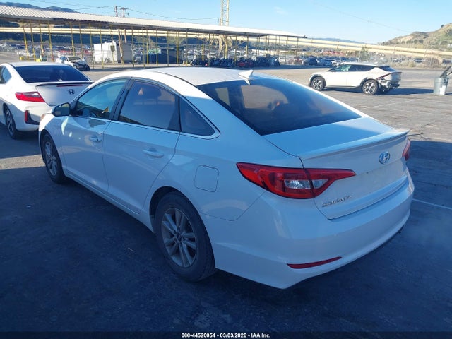 Hyundai SONATA SE 2017 5NPE24AF1HH450359 Image 3