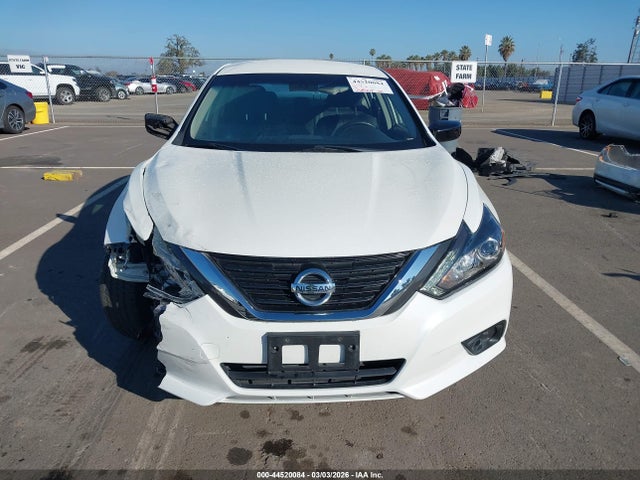 1N4AL3AP3HC484500 Nissan Altima 2.5 Sr