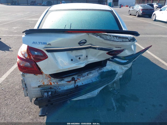 1N4AL3AP3HC484500 Nissan Altima 2.5 Sr