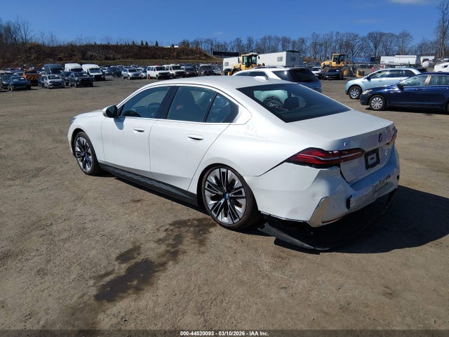 2025 Bmw I5 Xdrive40 მანქანა იყიდება აუქციონზე, vin: WBY13HG00SCT75368, აუქციონის ნომერი: 44520093