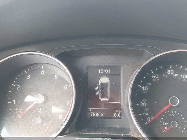 3VWD17AJ5FM421391 Volkswagen Jetta 1.8t Se