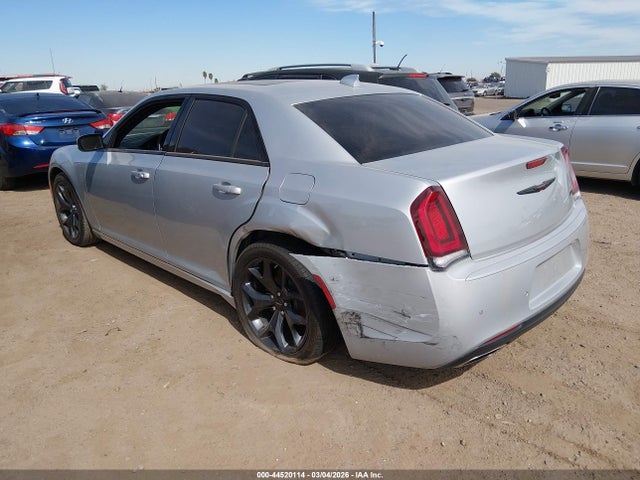 2023 Chrysler 300 300s მანქანა იყიდება აუქციონზე, vin: 2C3CCABG4PH641019, აუქციონის ნომერი: 44520114