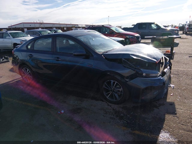 44520128 :رقم المزاد ، 3KPF24AD8RE798507 vin ، 2024 Kia Forte Lxs مزاد بيع