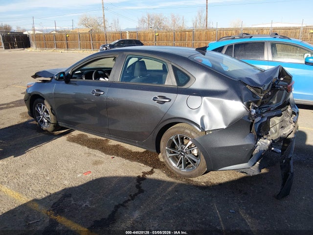 44520128 :رقم المزاد ، 3KPF24AD8RE798507 vin ، 2024 Kia Forte Lxs مزاد بيع