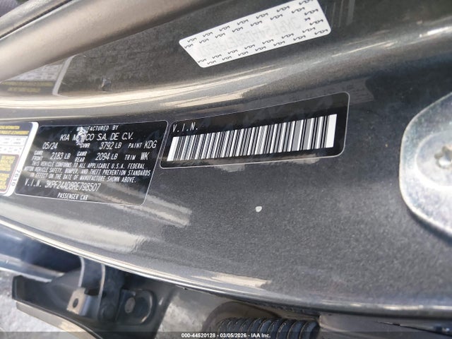 44520128 :رقم المزاد ، 3KPF24AD8RE798507 vin ، 2024 Kia Forte Lxs مزاد بيع