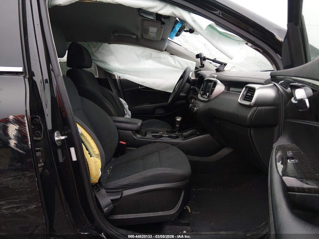 Продаж на аукціоні авто 2019 Kia Sorento 2.4l L, vin: 5XYPG4A35KG580823, номер лоту: 44520133