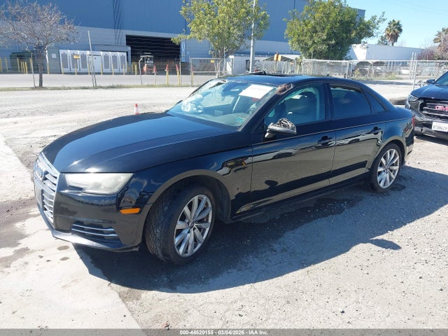 2017 AUDI A4 WAUGMAF42HN044578 Photo 1