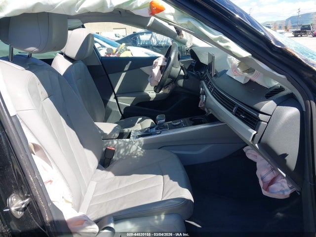2017 AUDI A4 WAUGMAF42HN044578 Photo 4
