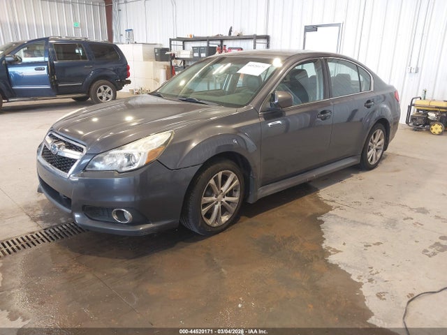 Subaru Legacy 2.5i Limited 2014 4S3BMBK63E3008738 Image 2