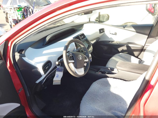 Toyota Prius Two 2017 JTDKBRFU9H3565889 Image 18