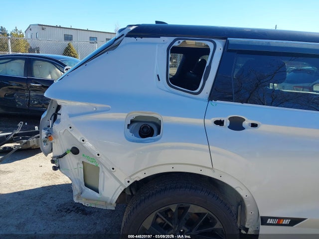 Продаж на аукціоні авто 2024 Mitsubishi Outlander Se Ralliart S-awc, vin: JA4J4VA88RZ086462, номер лоту: 44520197