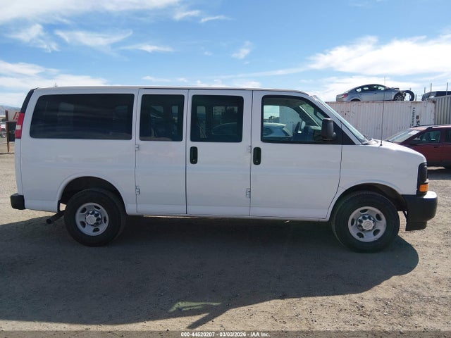 1GNWGEFG4H1270126 Chevrolet Express 2500 Ls